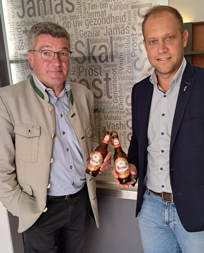 Geschäftsführender Vorstand Josef Rieberer (links) und Braumeister Michael Göpfart